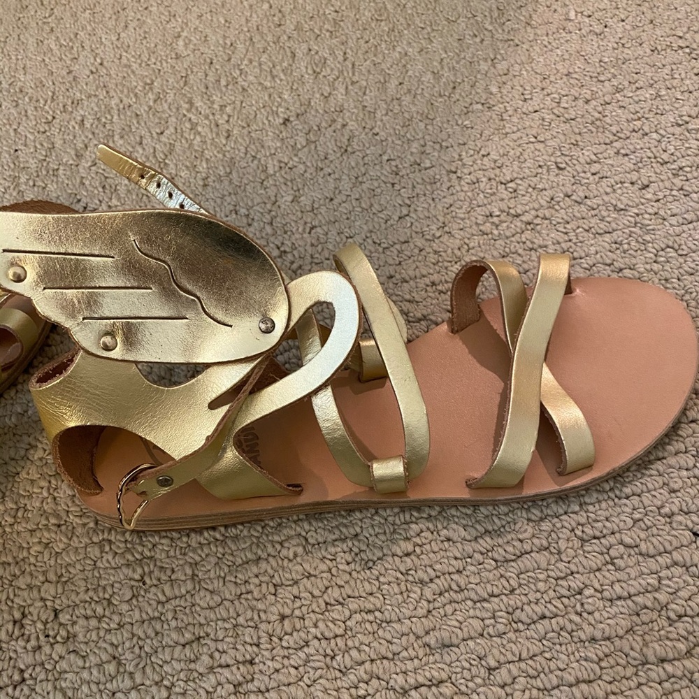 Ancient Greek sandals